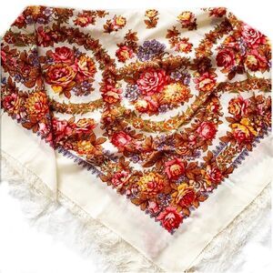 Russia Pavlova Posad white wool floral fringe shawl-Tatiana Sukharevskaya-design